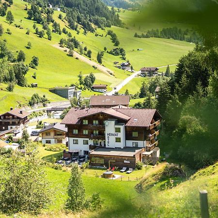 Heimat - Das Natur Resort Prägraten Esterno foto