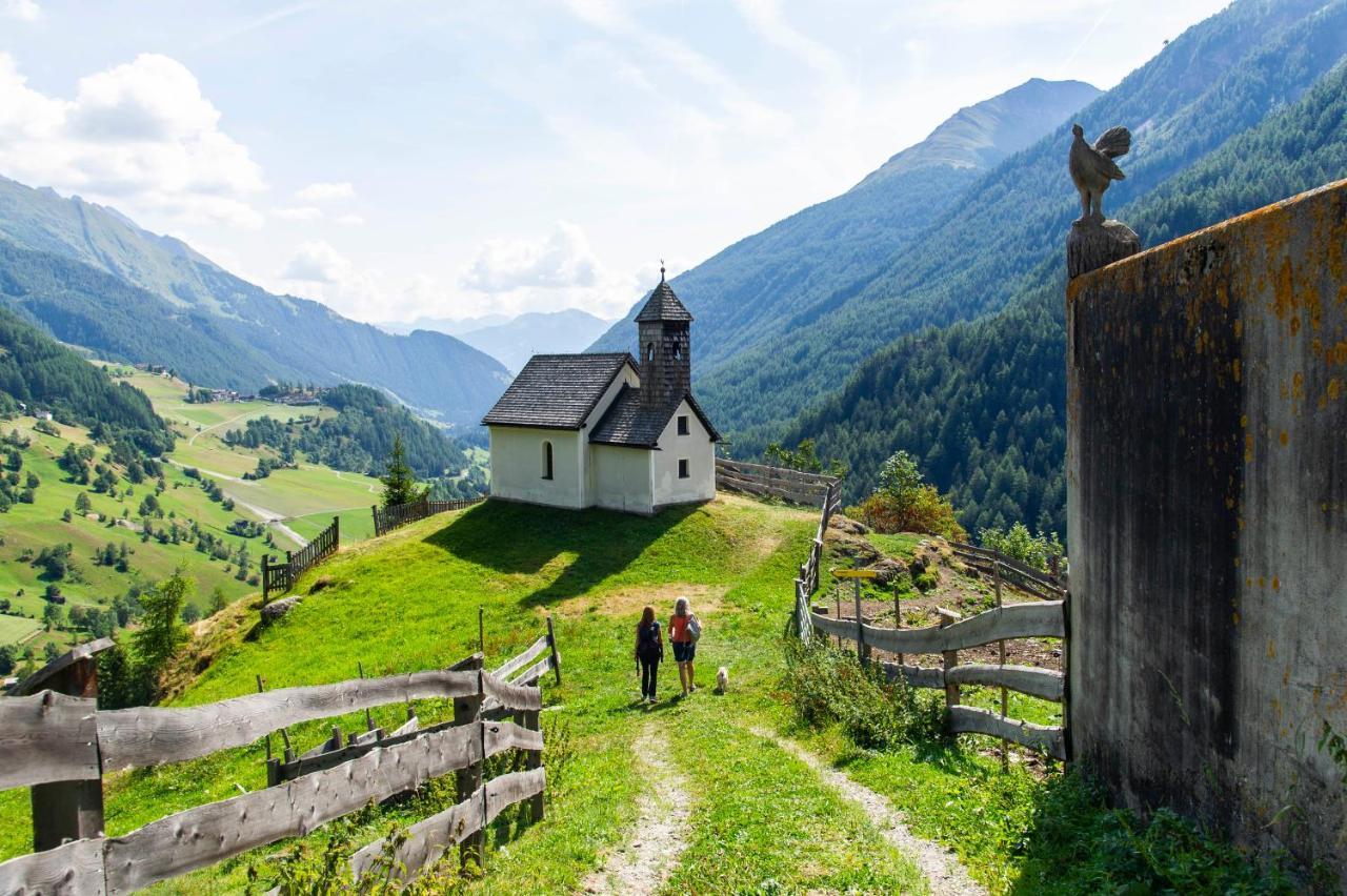 Heimat - Das Natur Resort Prägraten Esterno foto