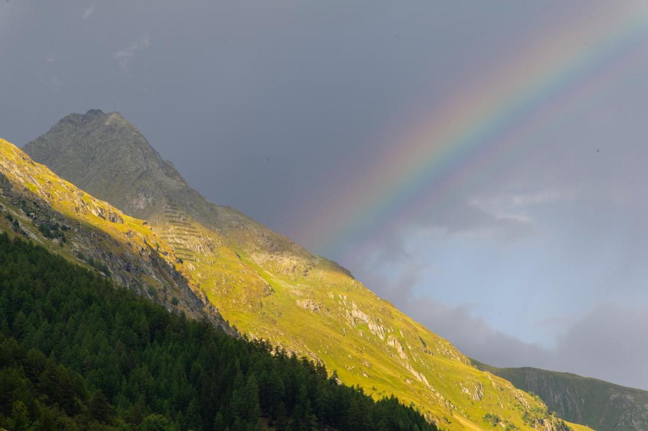 Heimat - Das Natur Resort Prägraten Esterno foto